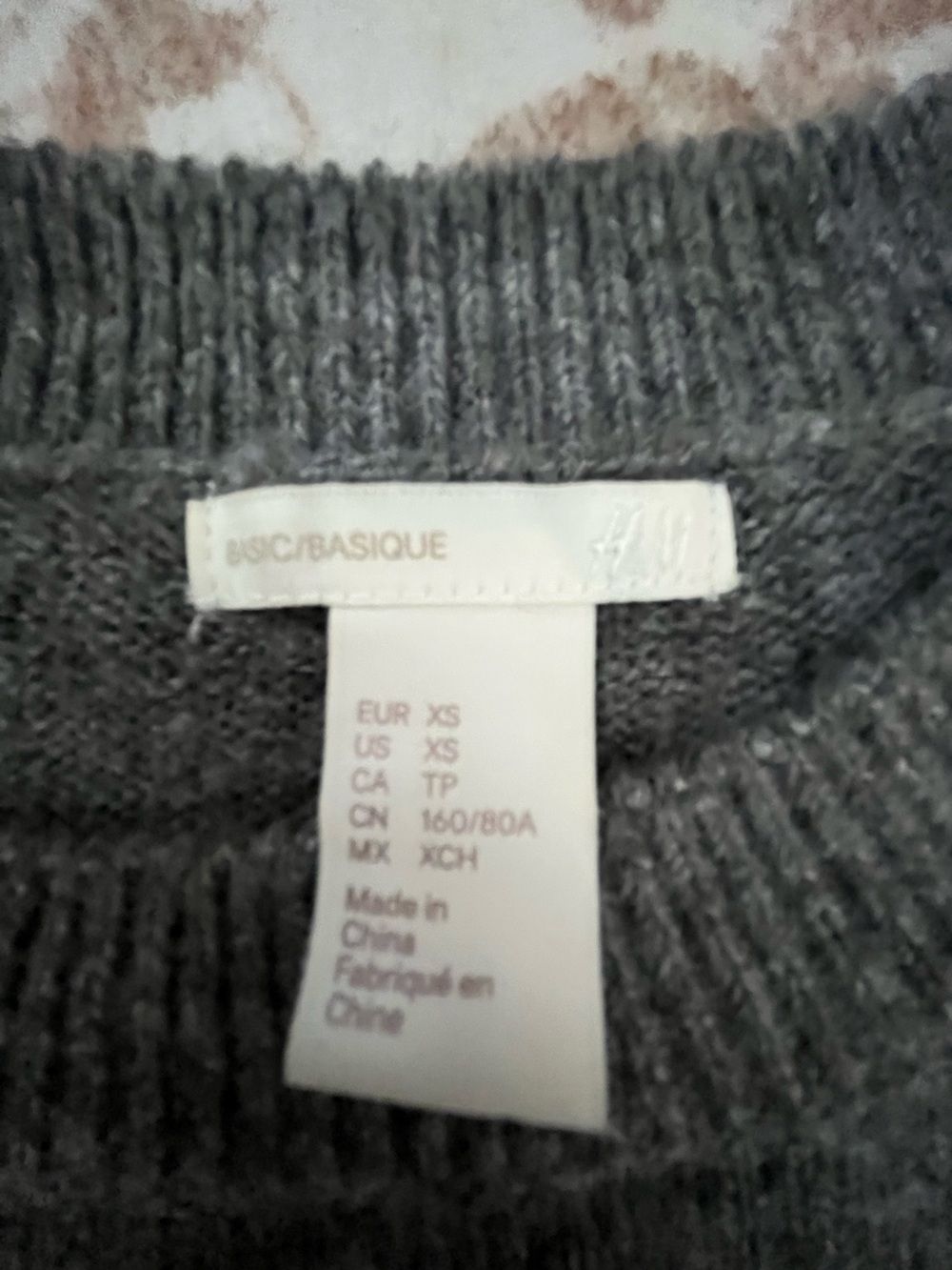H&M Gray Crewneck Sweater - Picture 2 of 4